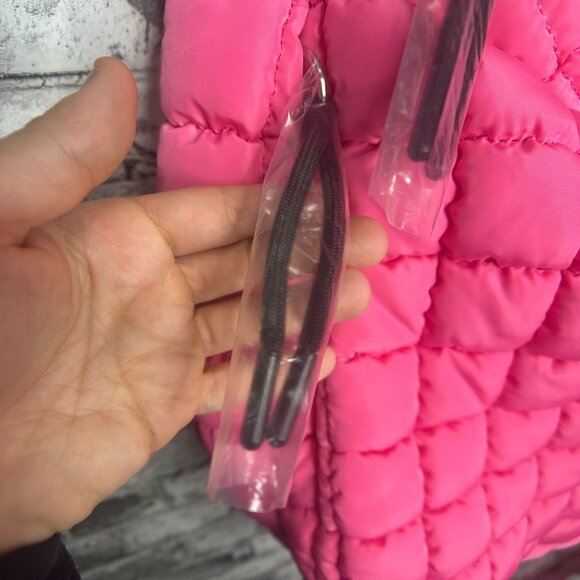 NWT Free People Movement Quilted Carryall Shoulder Bag ONE SIZE (Bubblegum/Pink) - Picture 9 of 16